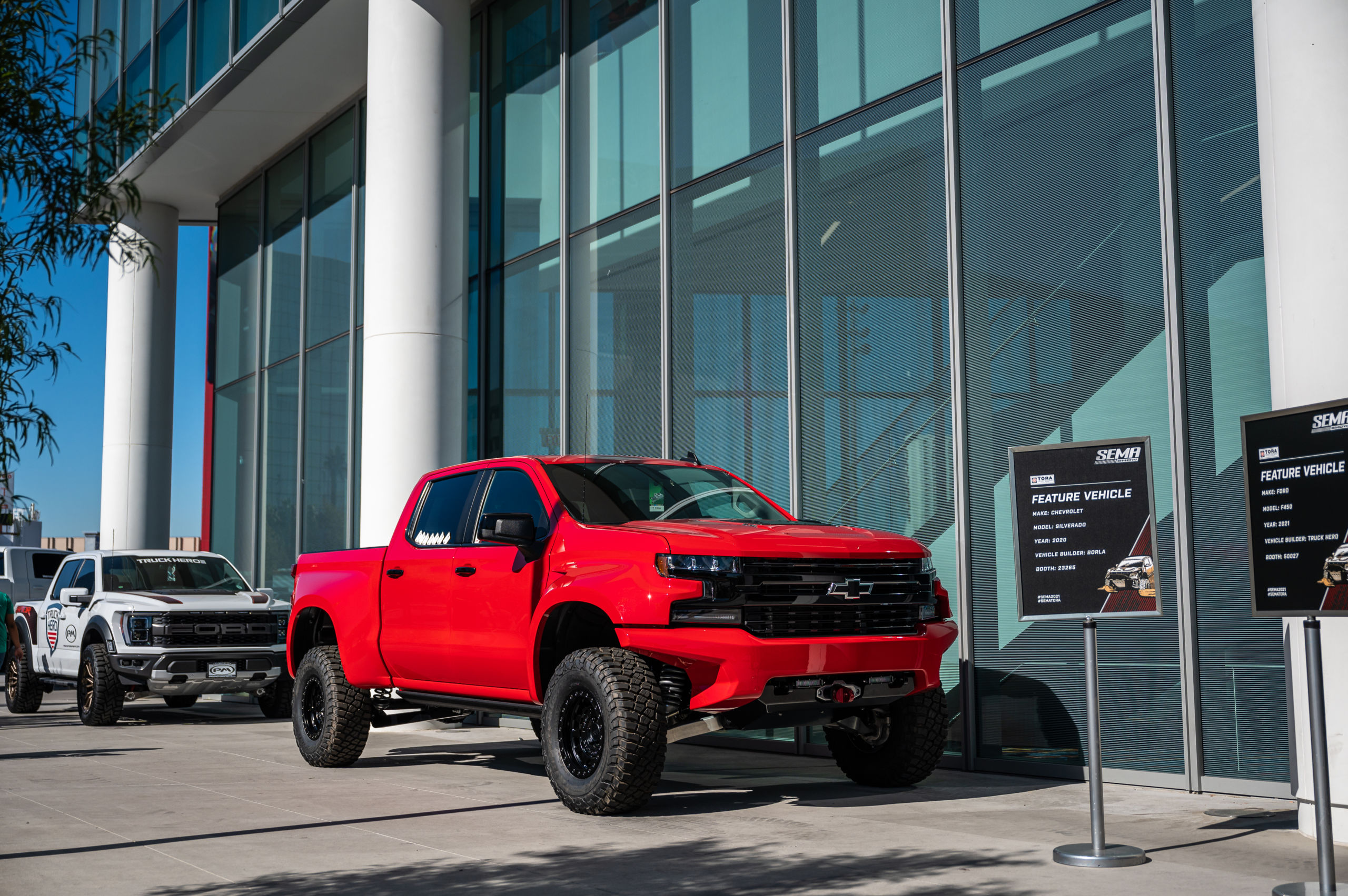 BLACKLAKE XT1 at SEMA 2021